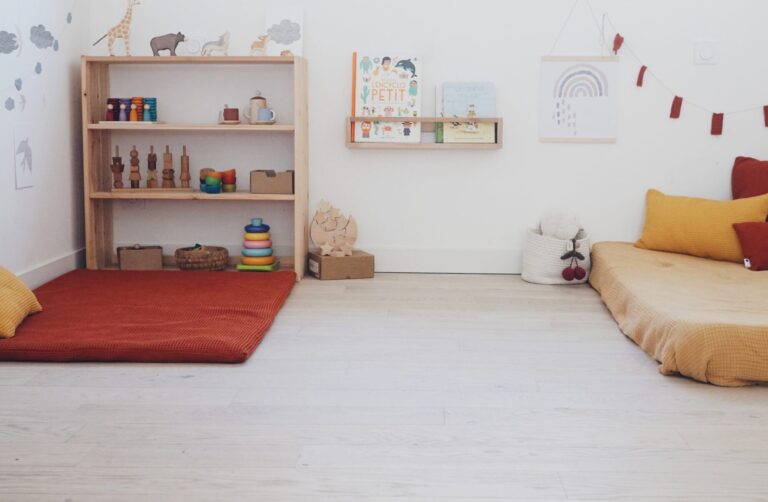 Aménager un espace Nido Montessori : par où commencer ?