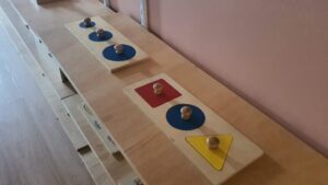 Combien coûte le matériel Montessori pour un Nido ?