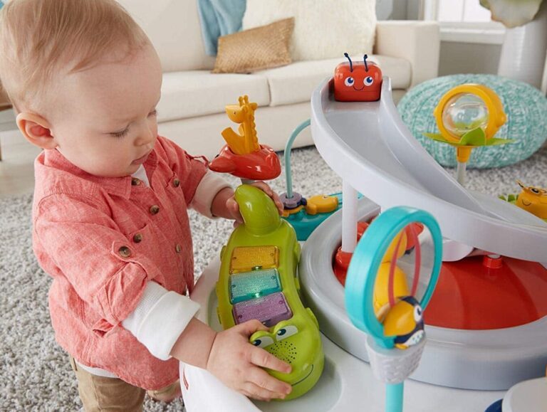 Comment choisir une table d'activité bilingue Montessori ?