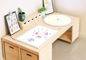 Créer un bureau table activité Montessori chez soi